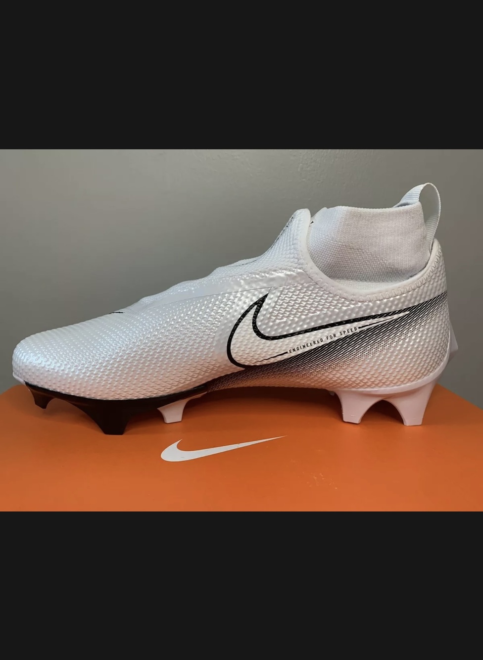 Nike Mens VAPOR EDGE PRO 360 Football Cleats Men’s Size 8 White Black