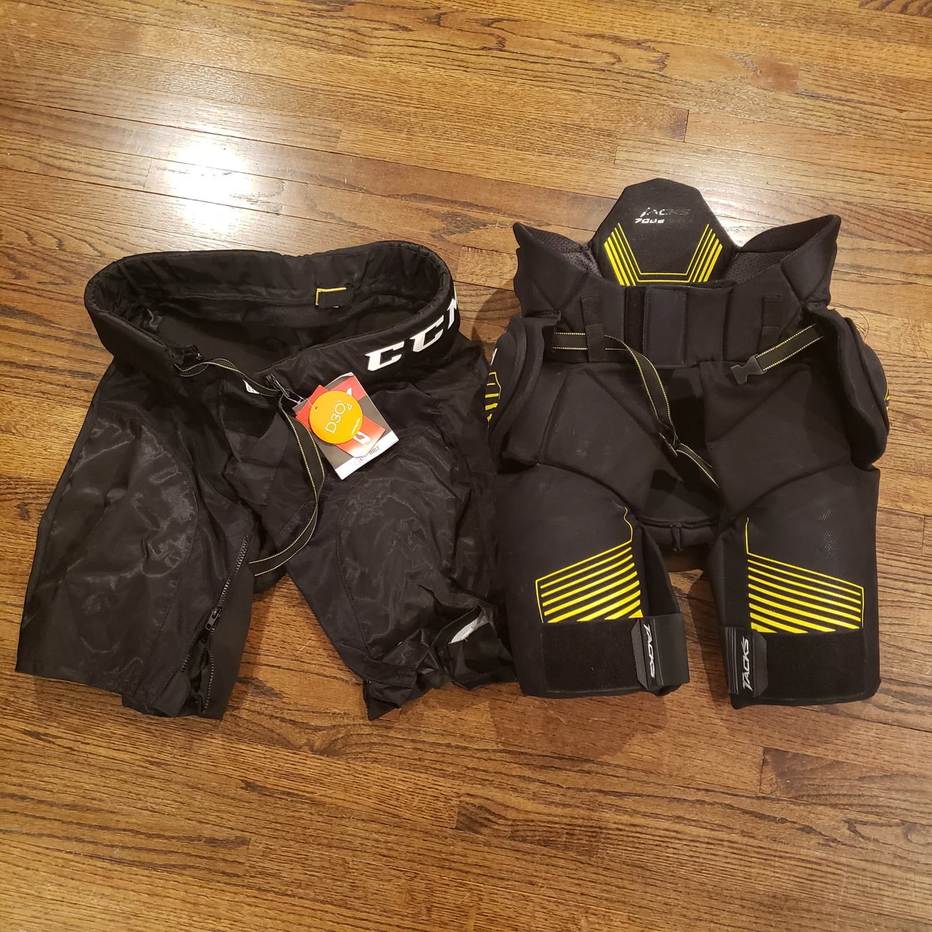 Used Medium CCM Tacks 7092 Girdle w/ brand new shell SidelineSwap