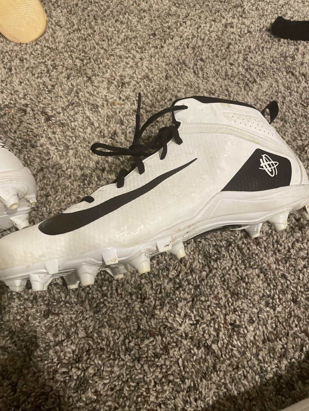 Barely Used White Nike Cleats Almost Brand New SidelineSwap