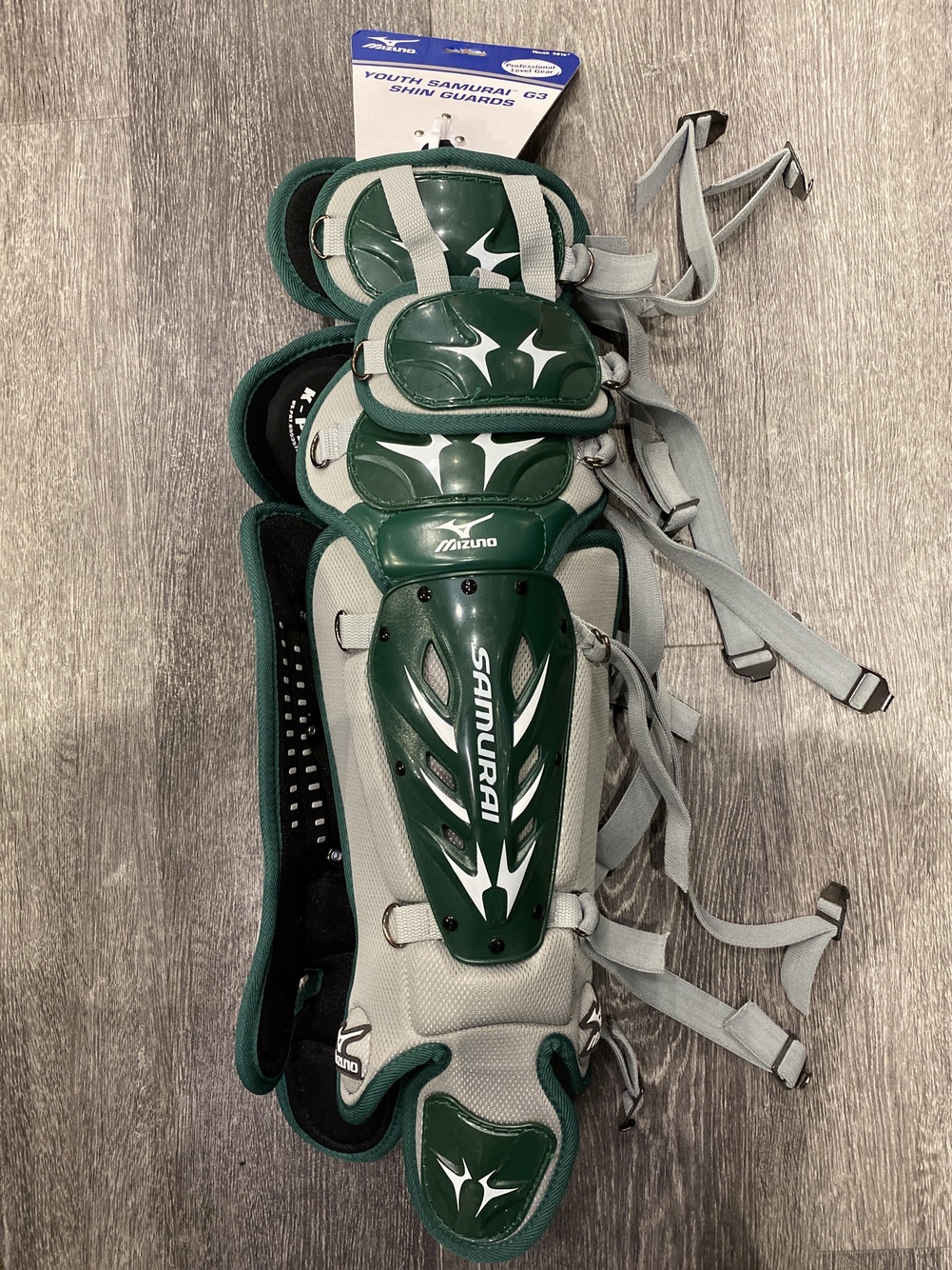 Mizuno Samurai Catcher's Leg Guard SidelineSwap