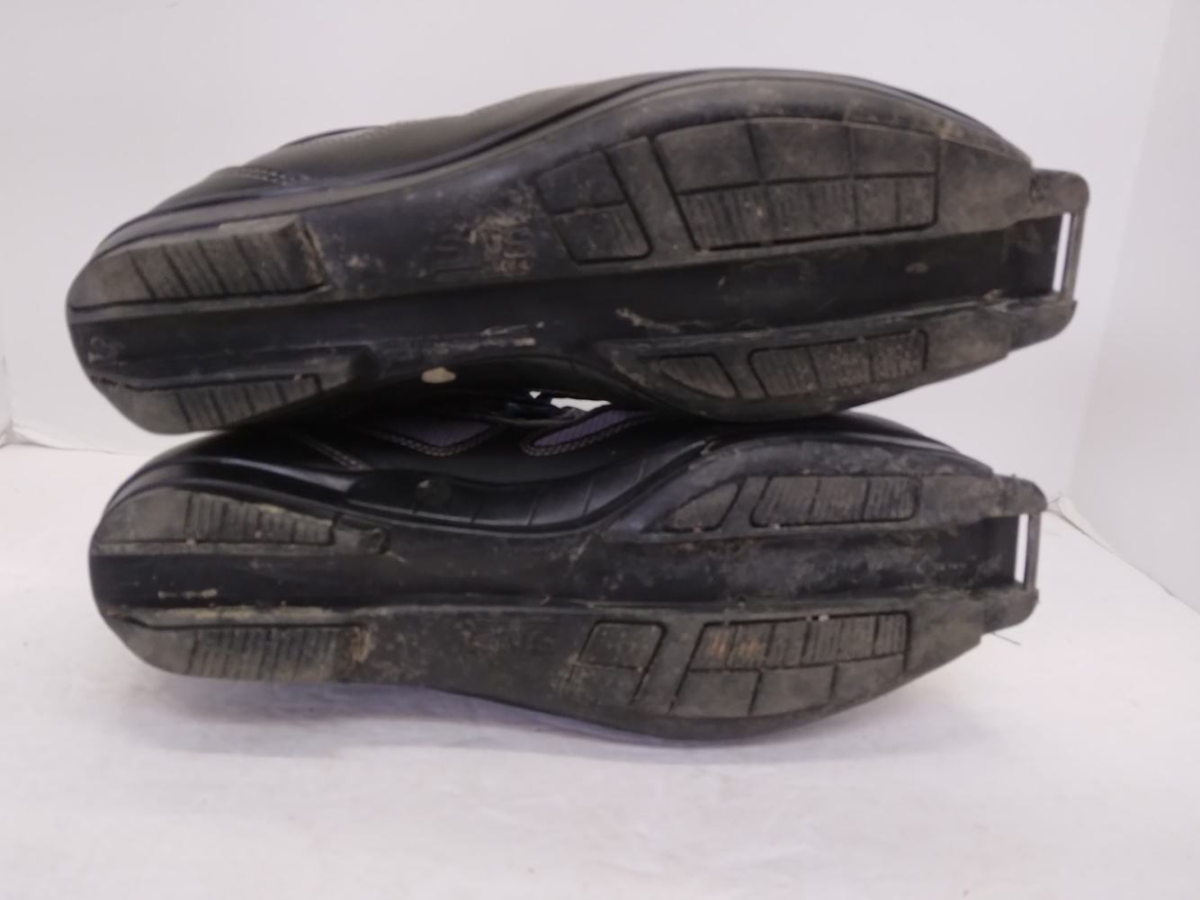 43 Used Karhu SNS Cross Country Ski Boots SidelineSwap