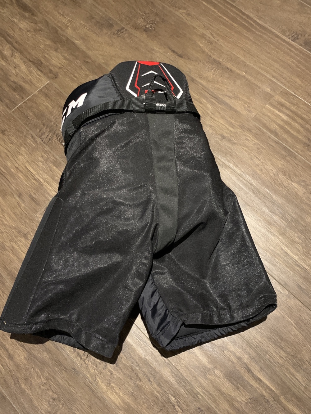 CCM Jetspeed FT350 Hockey Player pants Youth Medium SidelineSwap
