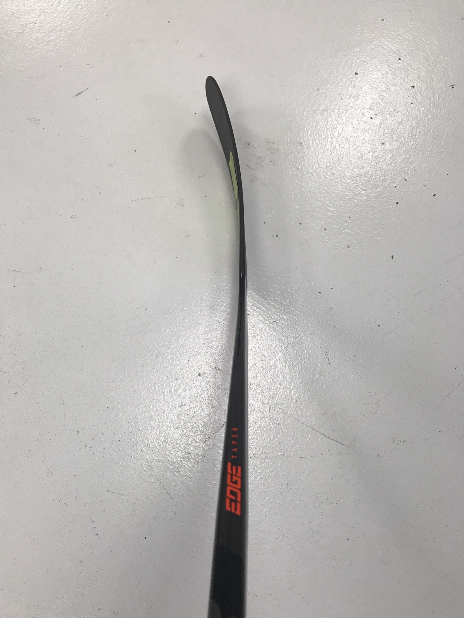 Warrior Covert QRE10 Hockey Stick 55 Flex W03 Pattern Right Shot SidelineSwap