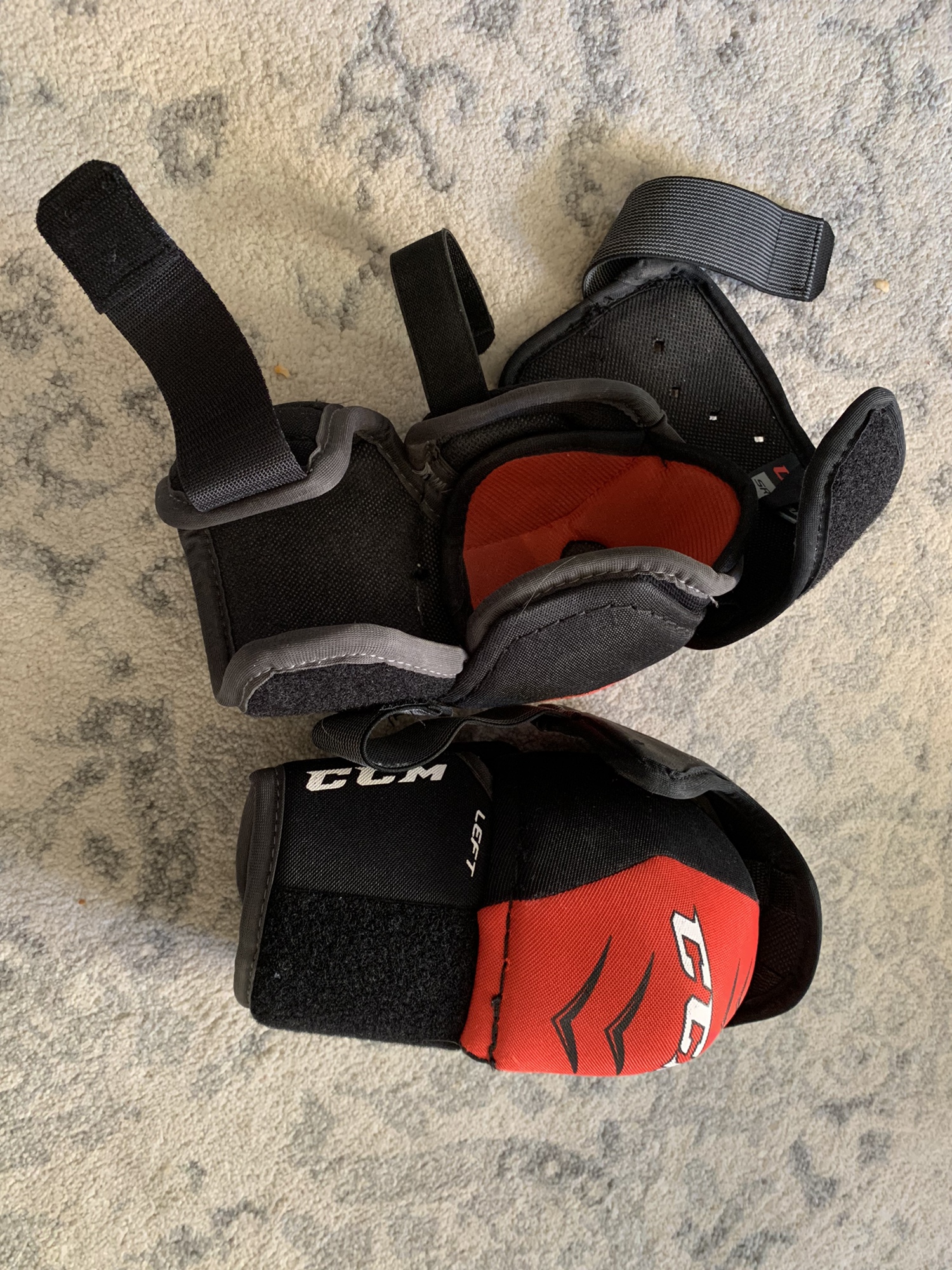 CCM QLT 270 Hockey Elbow Pads SidelineSwap