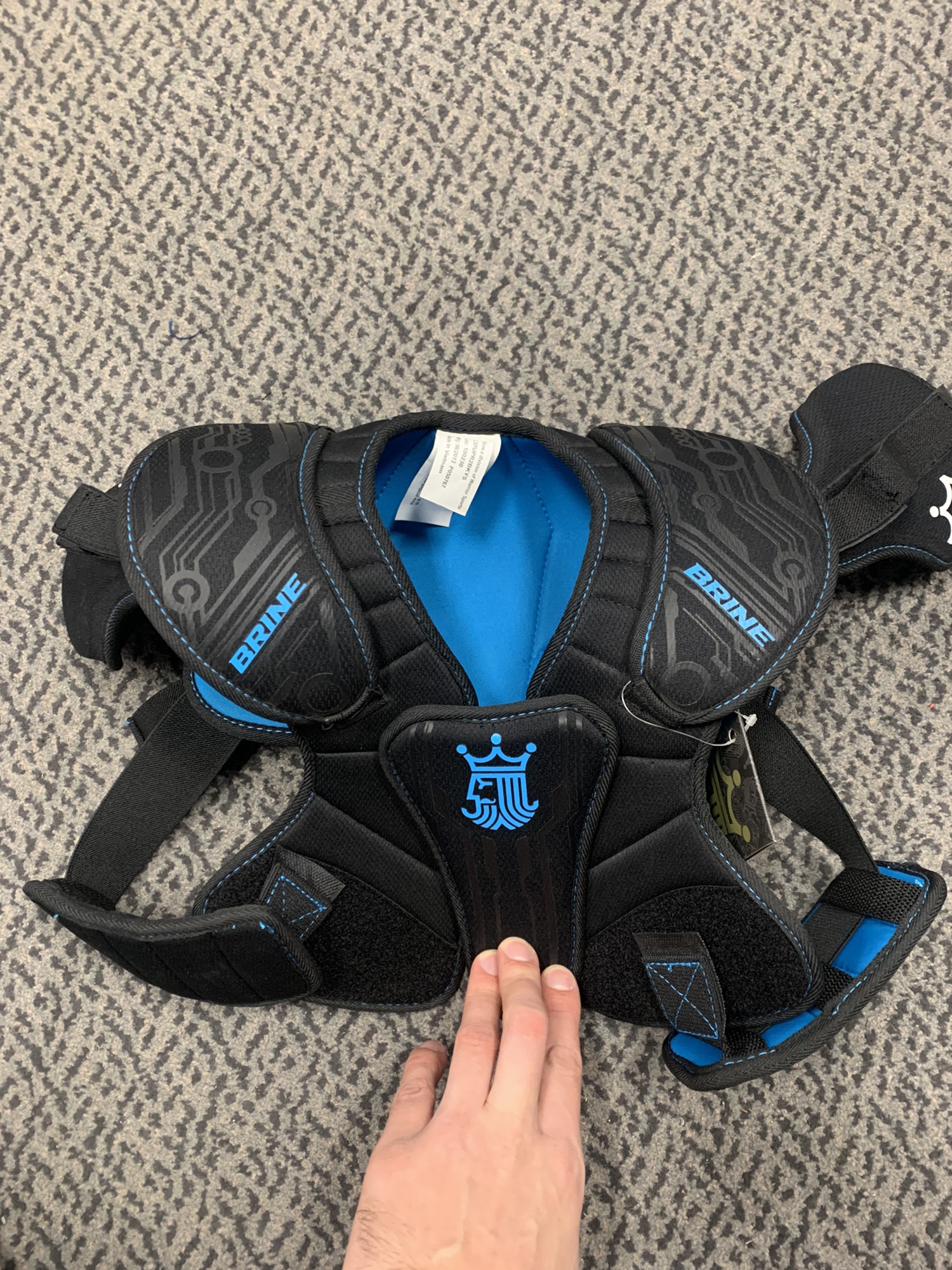 New Medium Brine Uprising II Shoulder Pads SidelineSwap