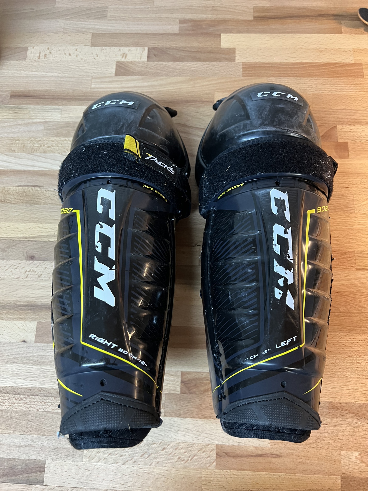 CCM Tacks 9080 Shin Pads SidelineSwap