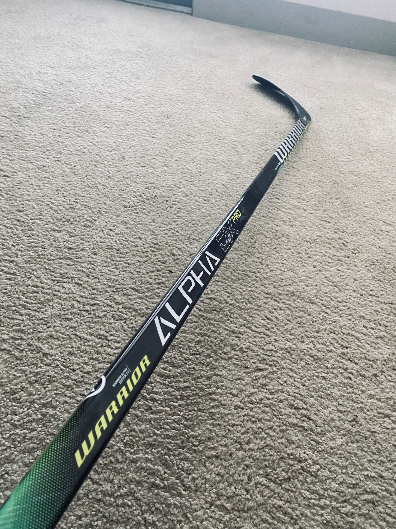 WARRIOR ALPHA DX PRO STOCK RARE W90 RIGHT 75 | SidelineSwap