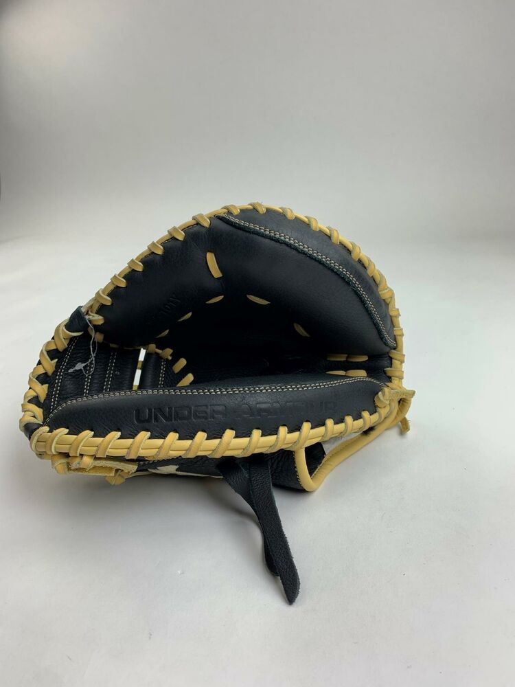 Under Armour 31.5 in Youth Framer Series Catchers Glove Mitt RH Throw