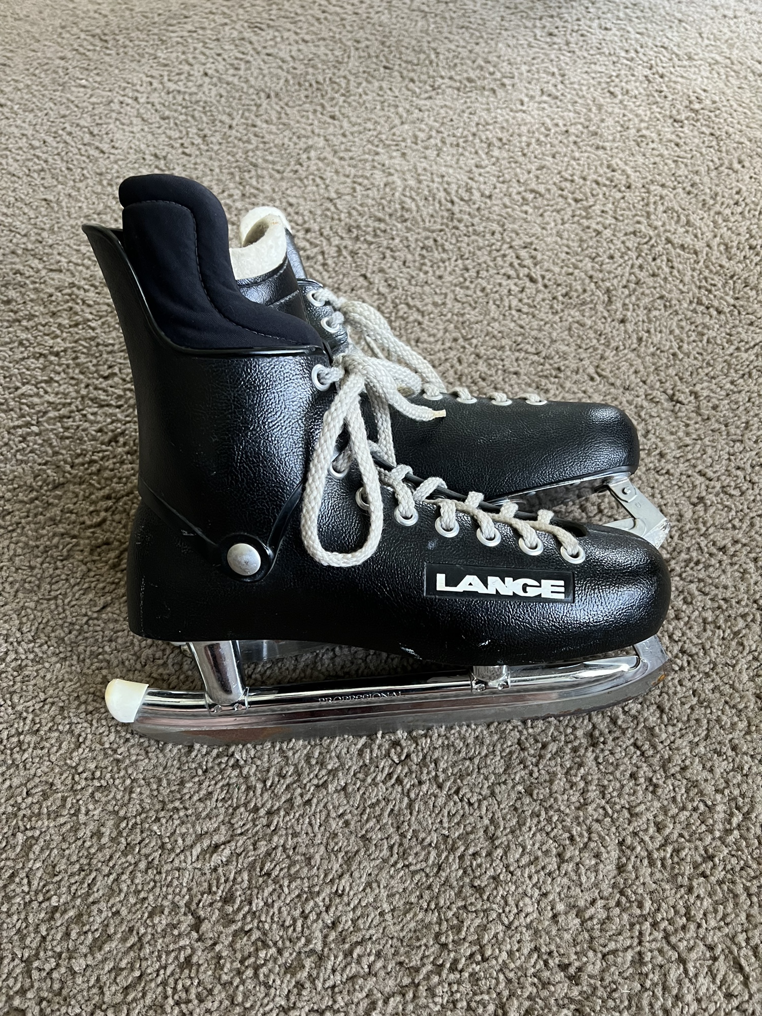 Vintage LANGE Sr Ice hockey skates size 9.5N SidelineSwap