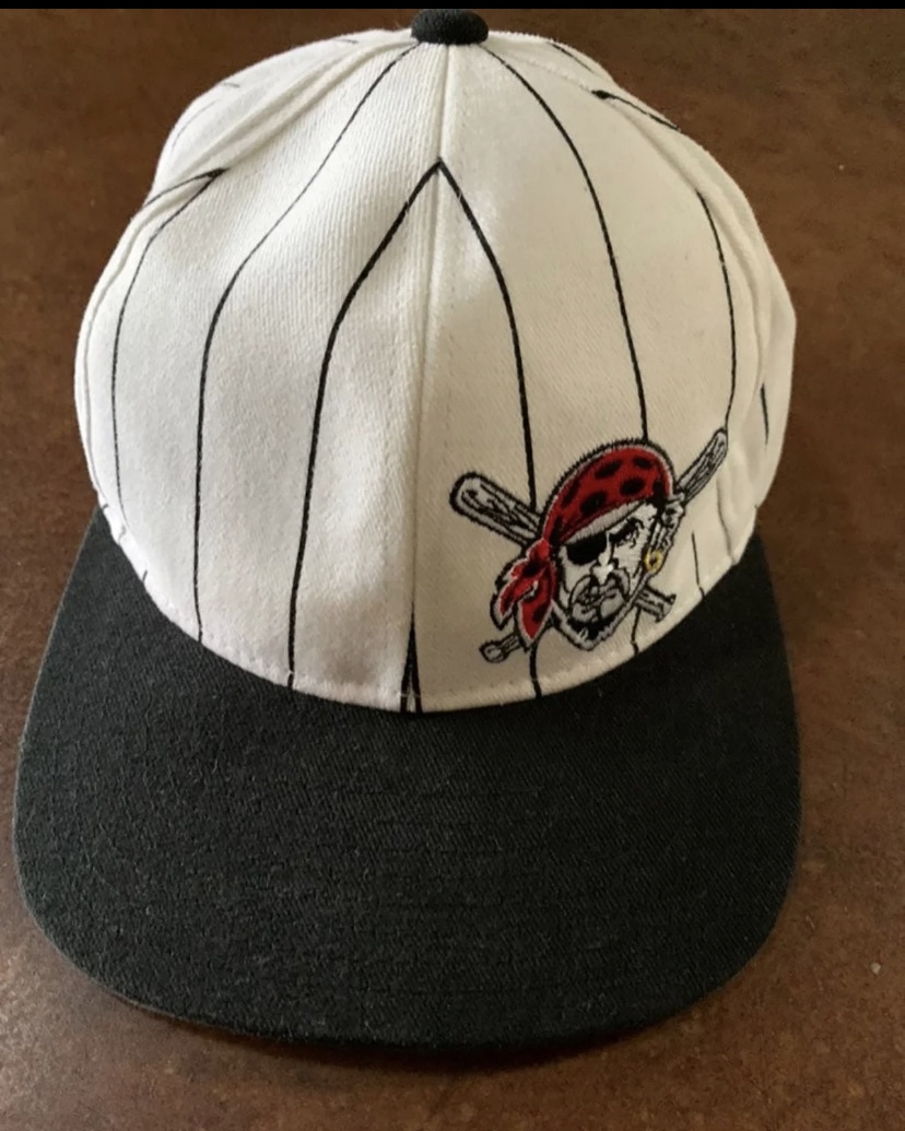 Pittsburgh Pirates baseball hat SidelineSwap