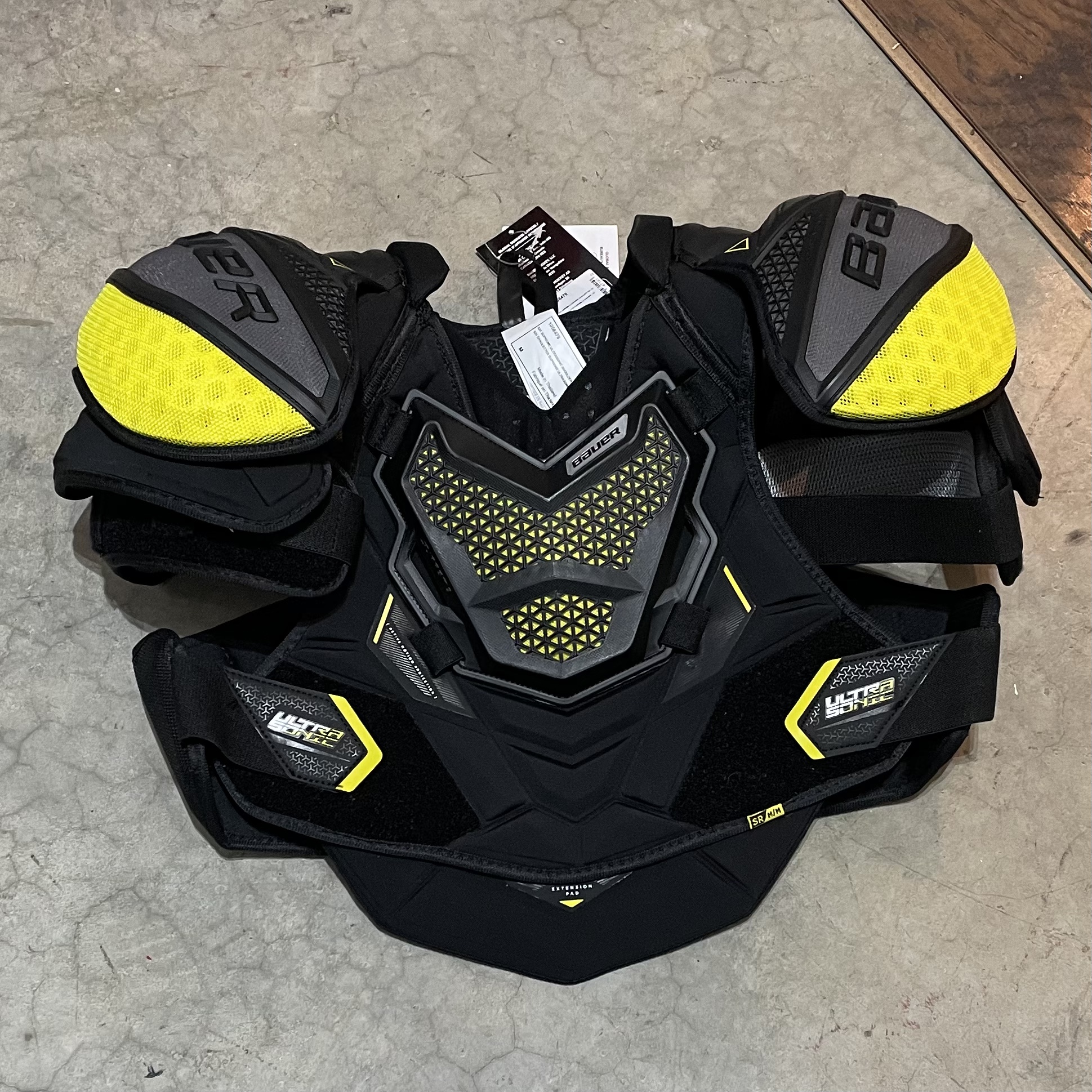 Bauer supreme ultrasonic shoulder pads SidelineSwap