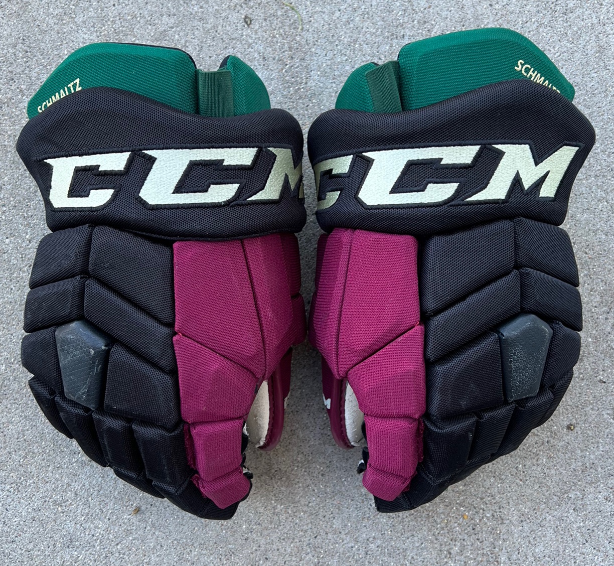 Pro stock 14” CCM Tacks Sr hockey Gloves Arizona Coyotes Kachina