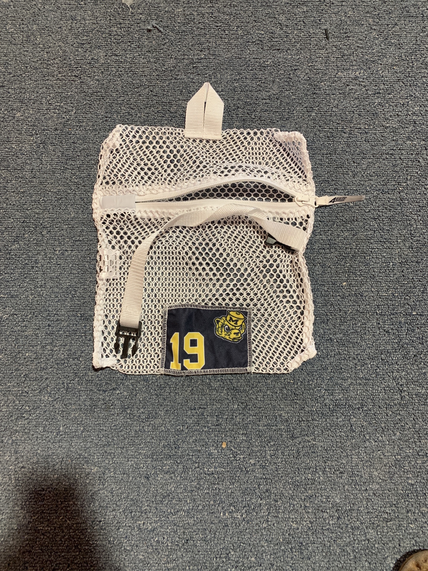 Used White University of Michigan Hockey Laundry Bag 19 SidelineSwap