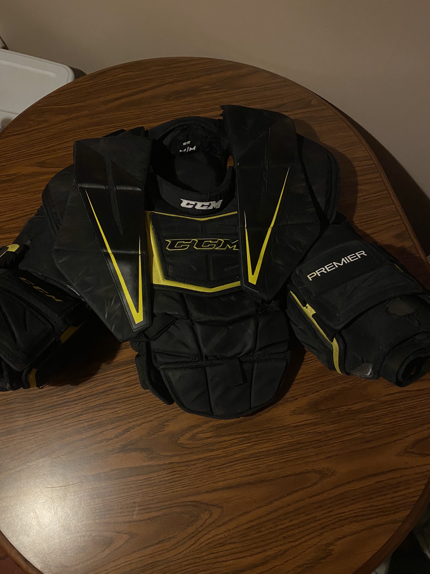CCM Hockey Premier Pro Adult Medium Goalie Chest and Arm Protector