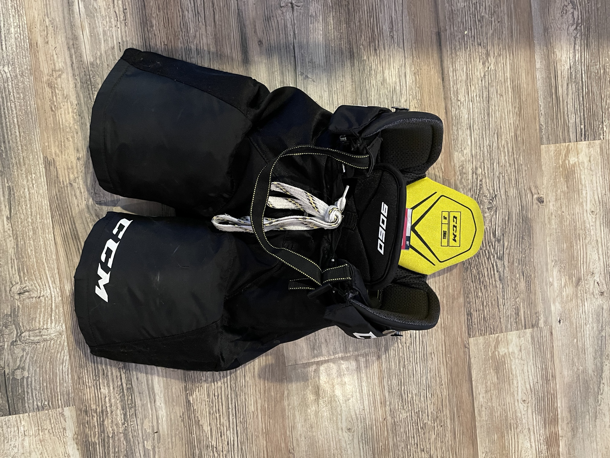 Junior Small CCM Tacks 9060 Hockey Pants SidelineSwap