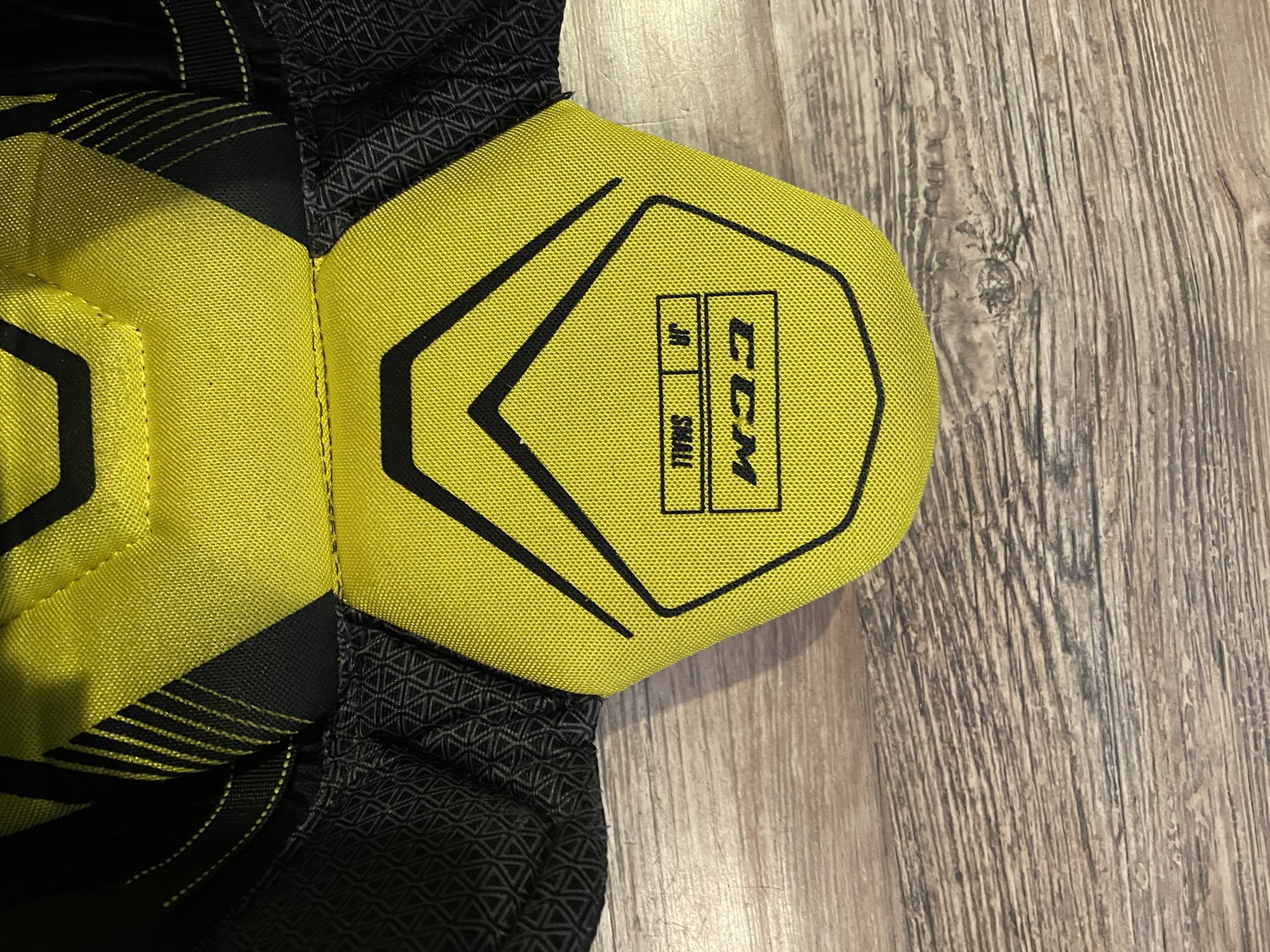 Junior Small CCM Tacks 9060 Hockey Pants SidelineSwap