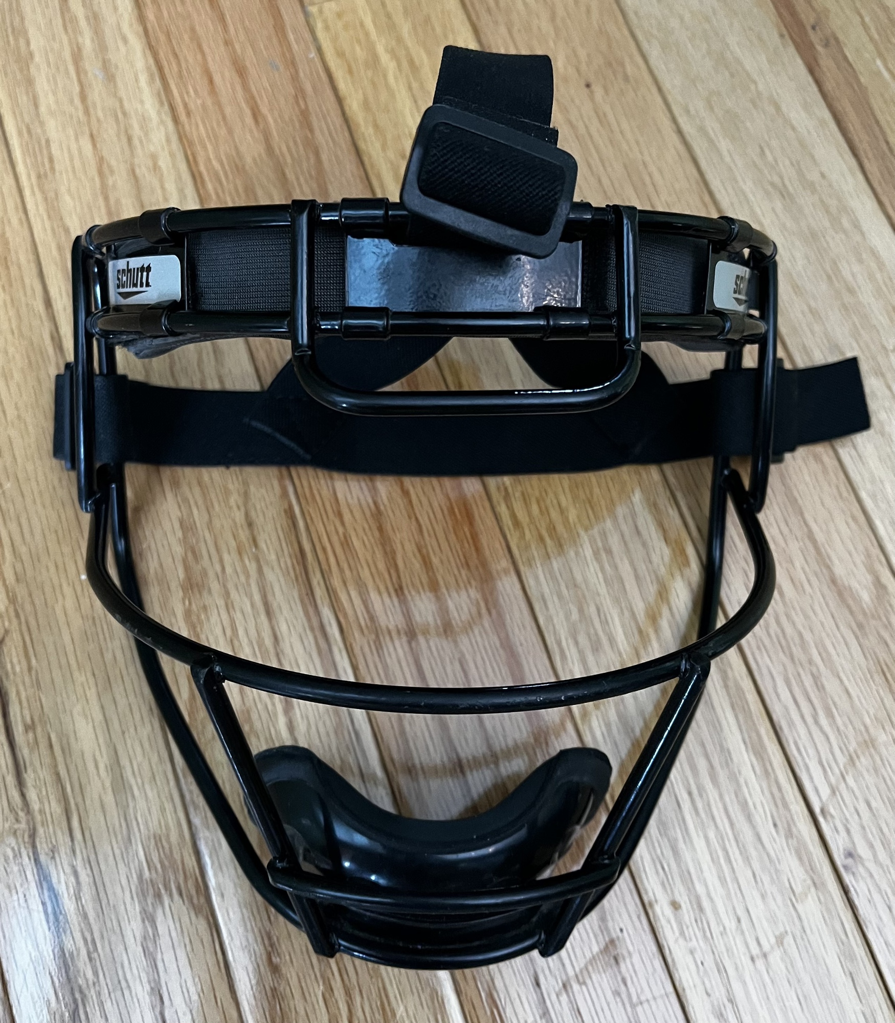 Schutt Softball Face Guard SidelineSwap