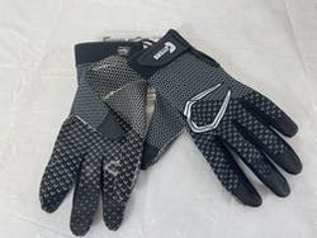 New Cutters Game Day S M Football Receiver Gloves SidelineSwap