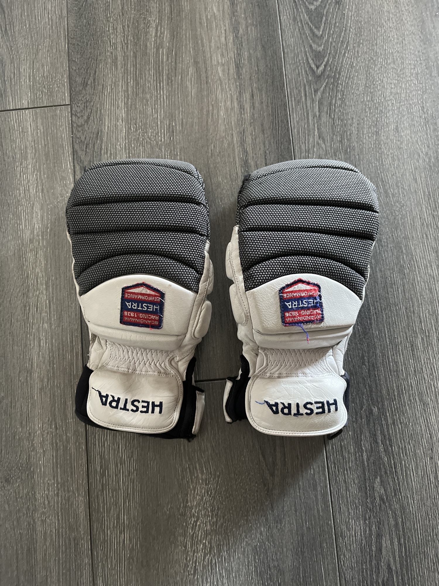 Unisex Hestra Race Mittens Size 7 SidelineSwap