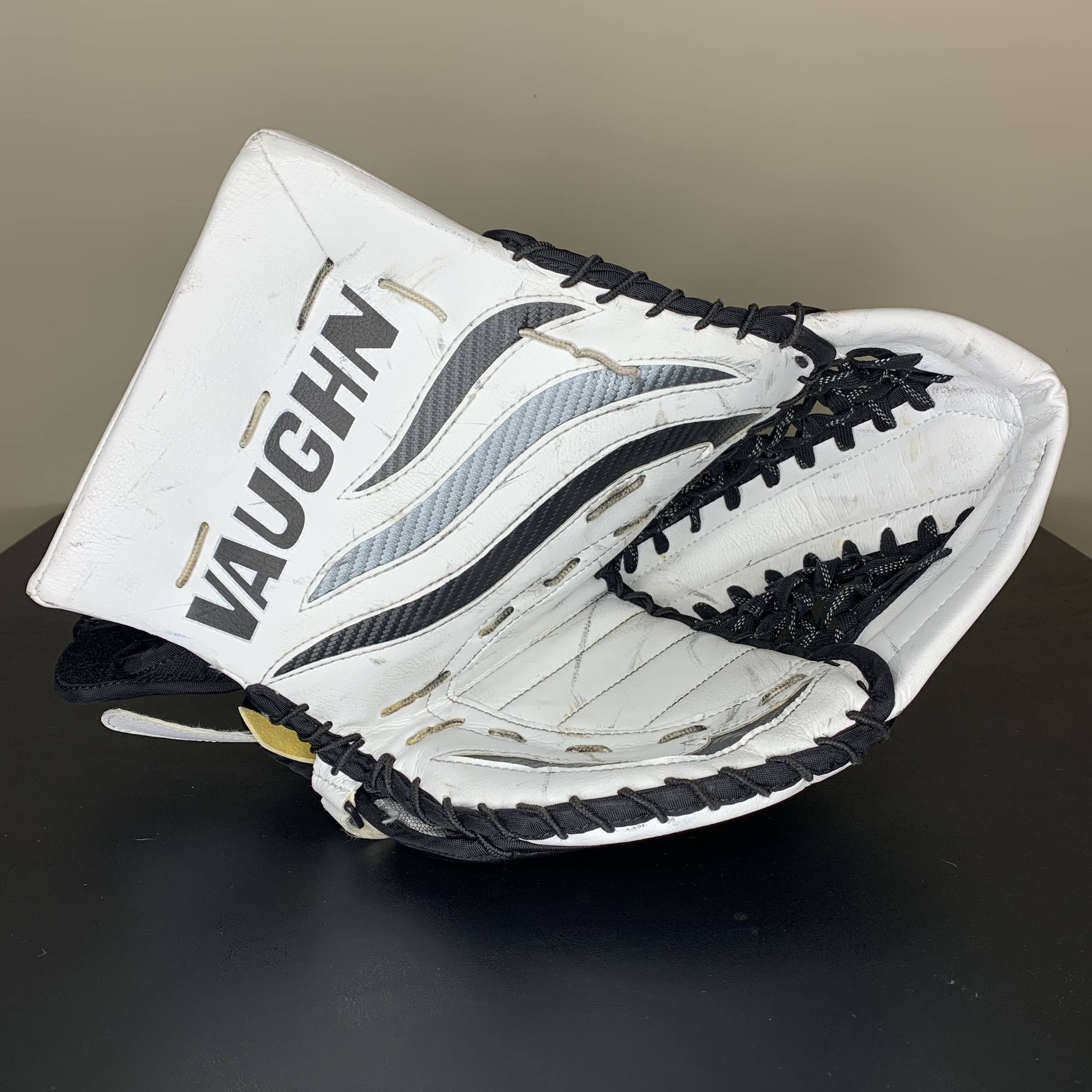 Vaughn Velocity 7480 Sr. Catcher SidelineSwap