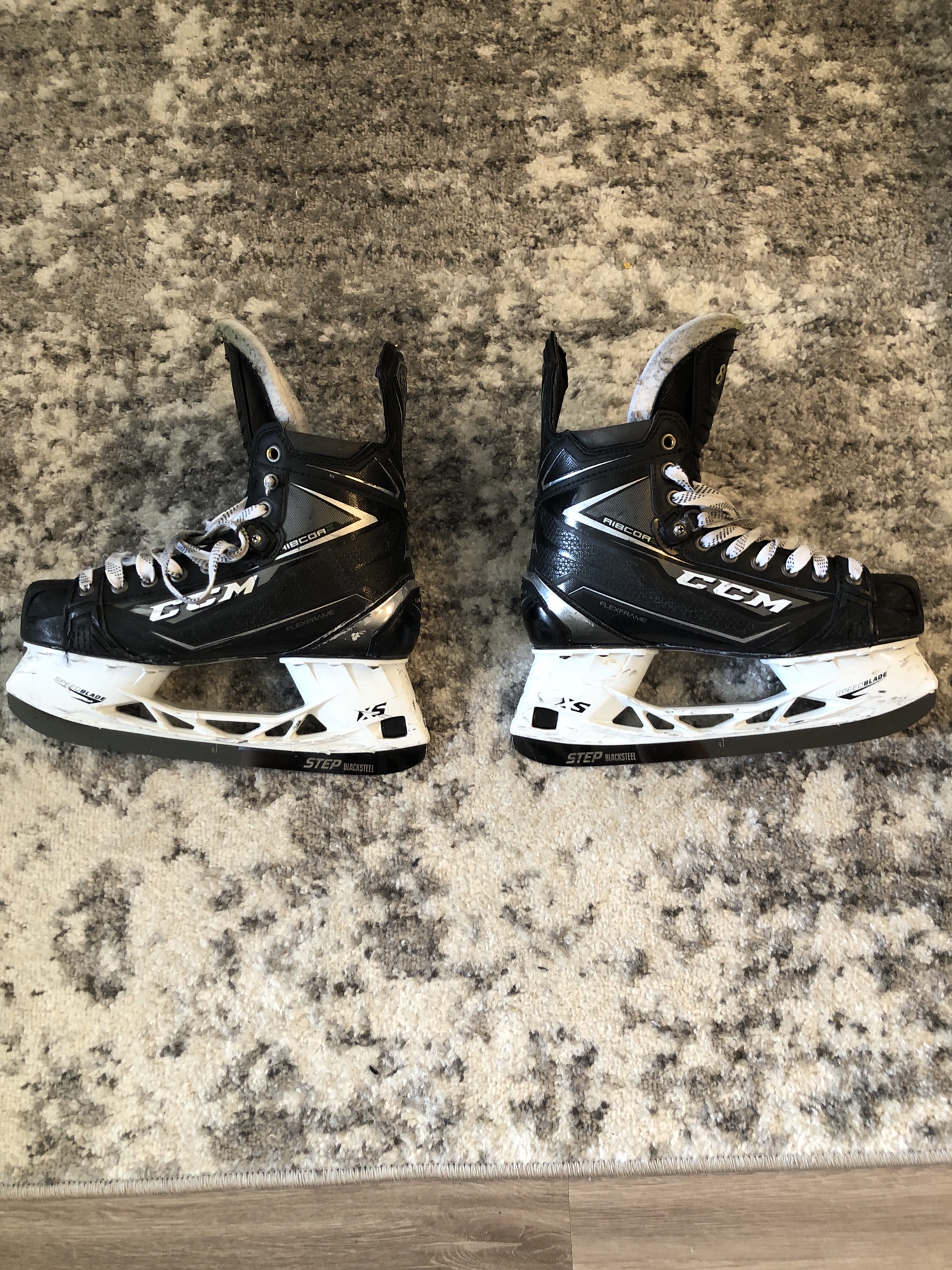 Senior CCM Pro Stock Size 8 Ribcor 80K Hockey Skates SidelineSwap