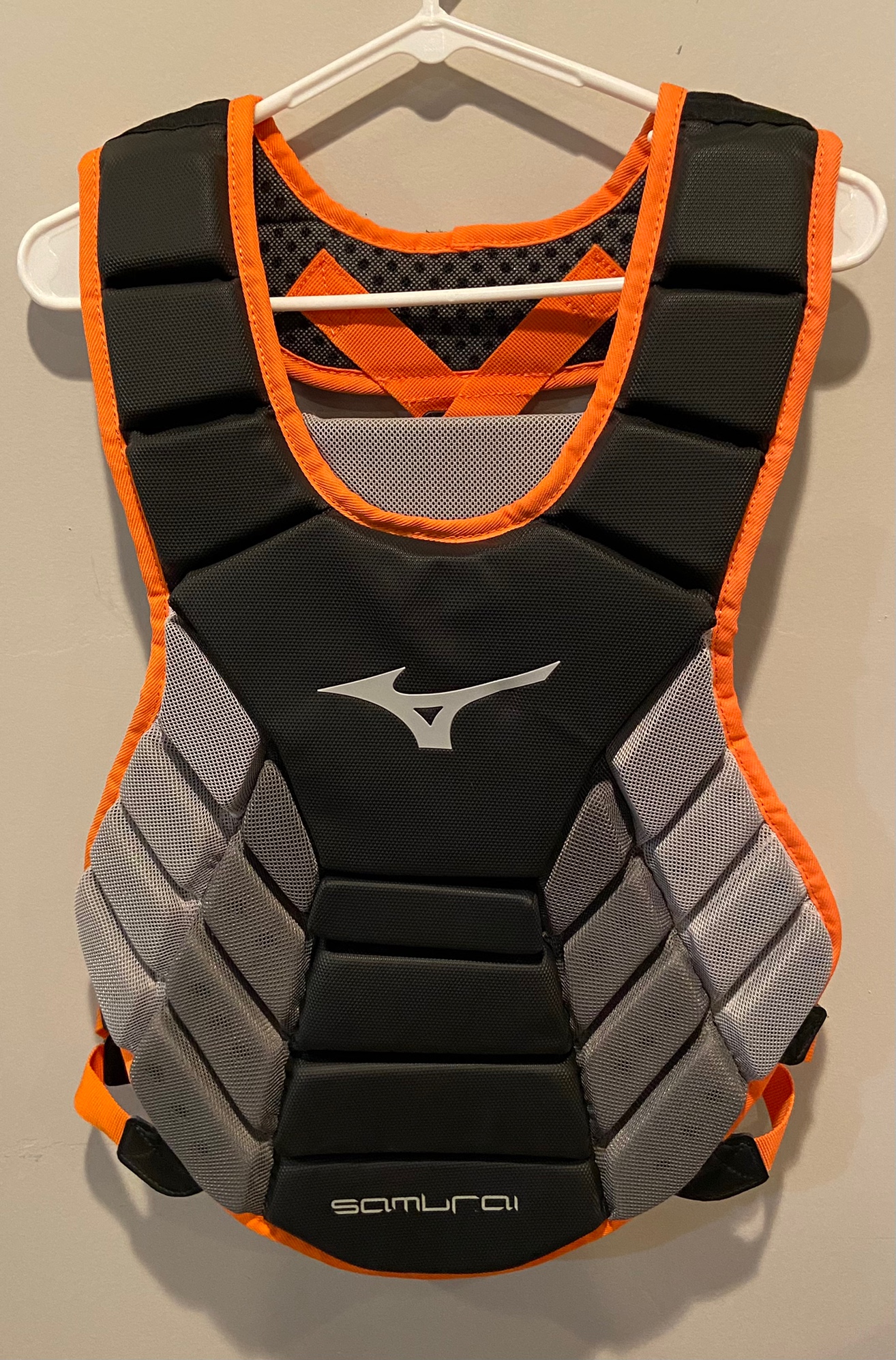 Mizuno Samurai Catcher's Chest Protector SidelineSwap