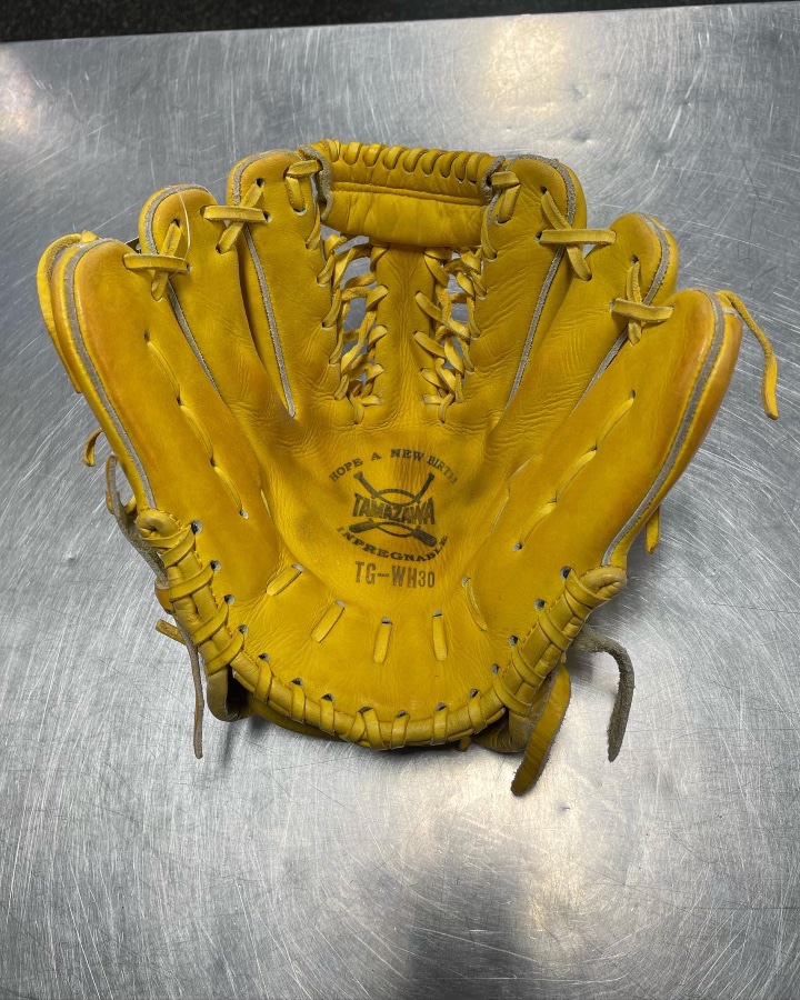 Used Ambidextrous Baseball Glove SidelineSwap