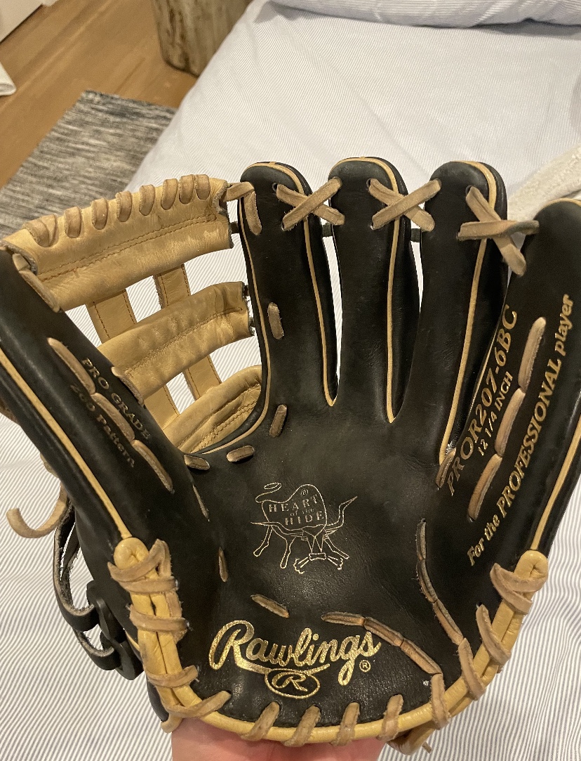 Outfield 12.5" Heart of the Hide Baseball Glove SidelineSwap