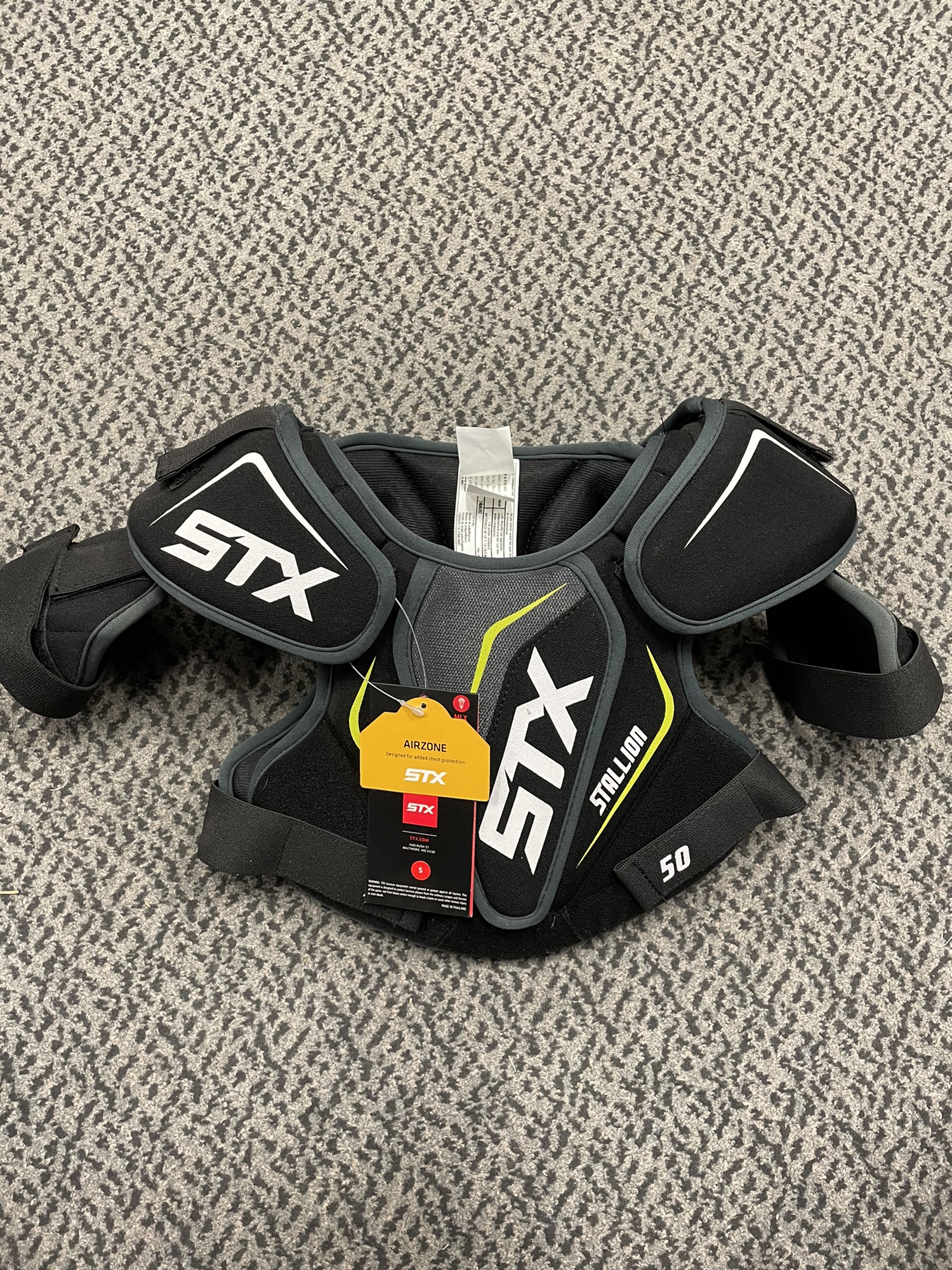 STX Stallion 50 Small shoulder pads SidelineSwap