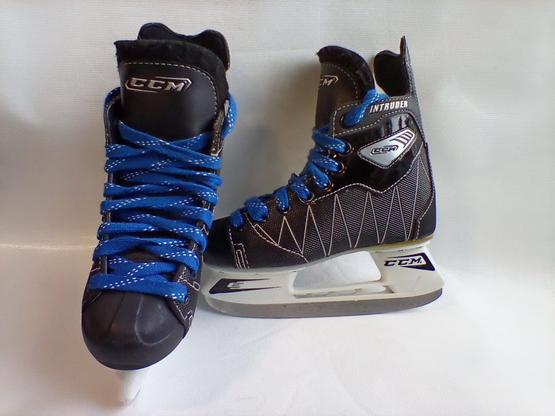 Used Ccm Intruder Junior 01 Ice Hockey Skates SidelineSwap