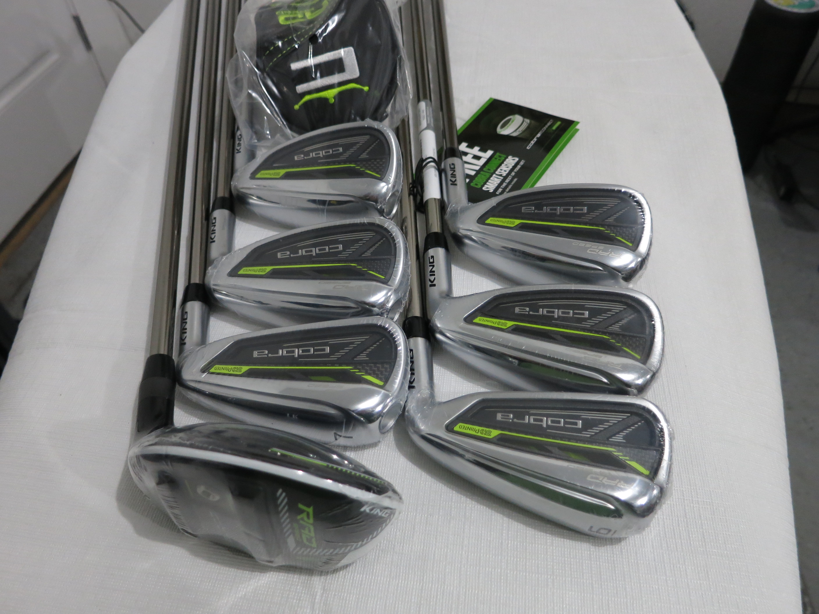 Cobra King Radspeed Iron Set 5H, 6PW, GW Regular Flex Graphite