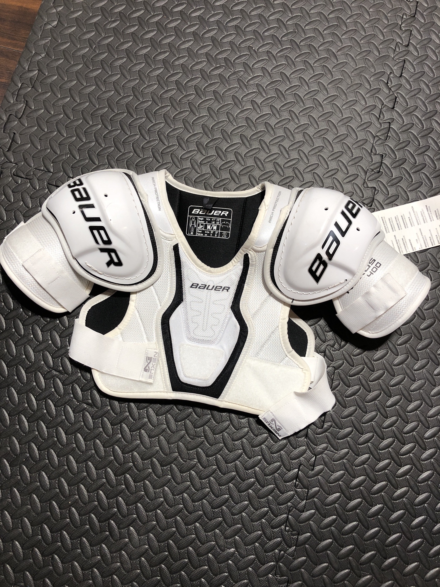 New Junior Medium Bauer Nexus 400 Shoulder Pads SidelineSwap