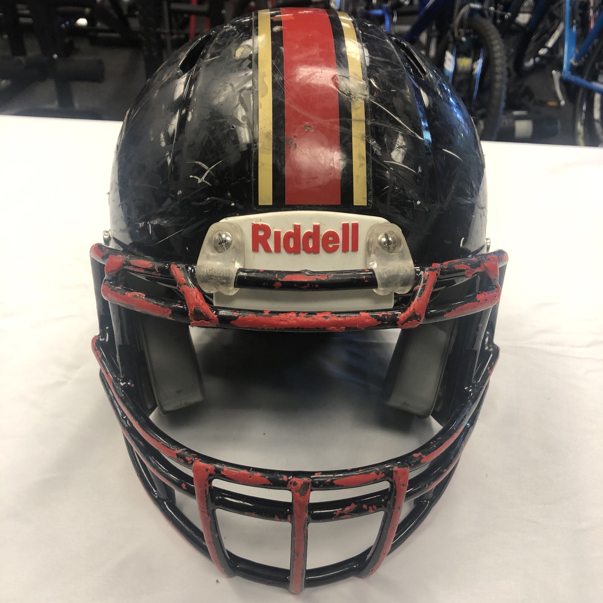 Riddell Adult Victor Small/Medium Football Helmet SidelineSwap