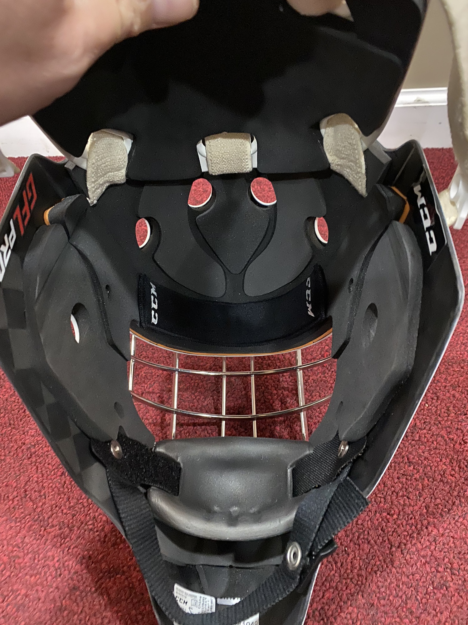 New CCM GFL Pro Senior Ice Hockey Goalie Face Mask Senior Small White helmet SR SidelineSwap