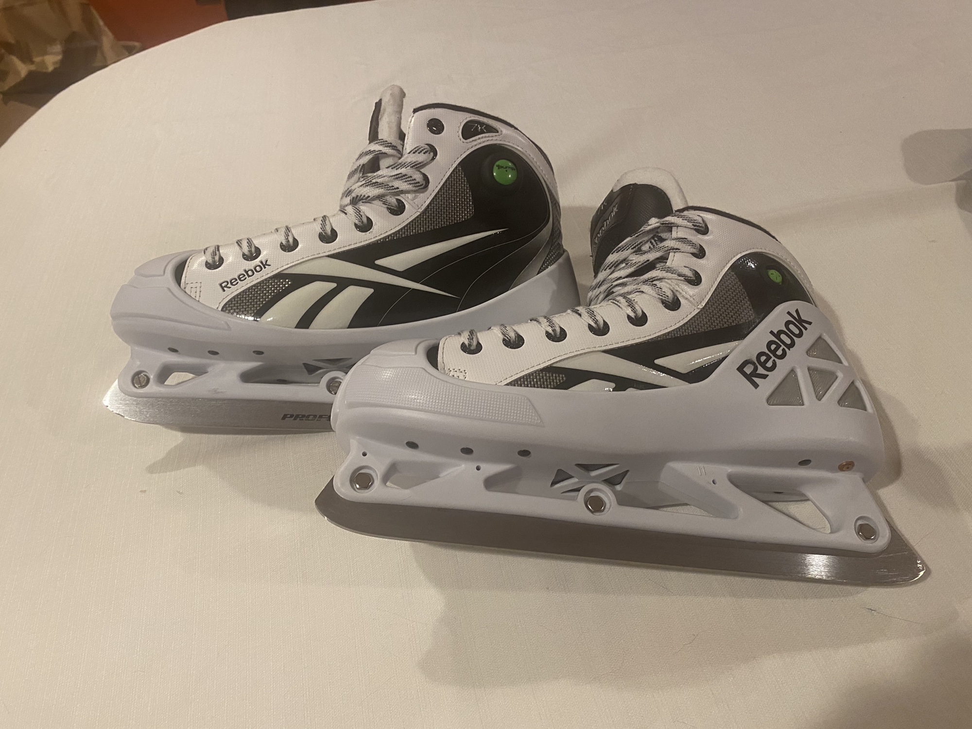 Reebok Size 10.5 7K Hockey Goalie Skates SidelineSwap