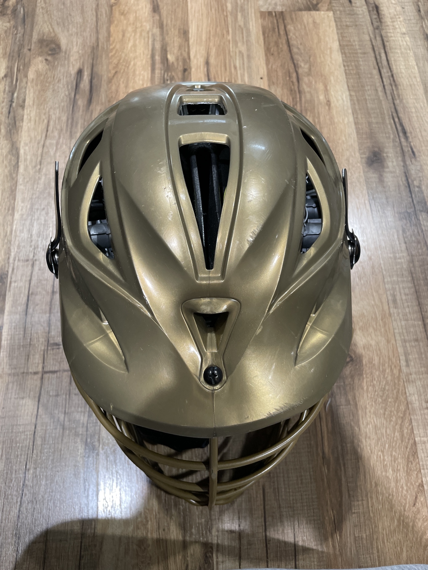Used Cascade R Helmet SidelineSwap
