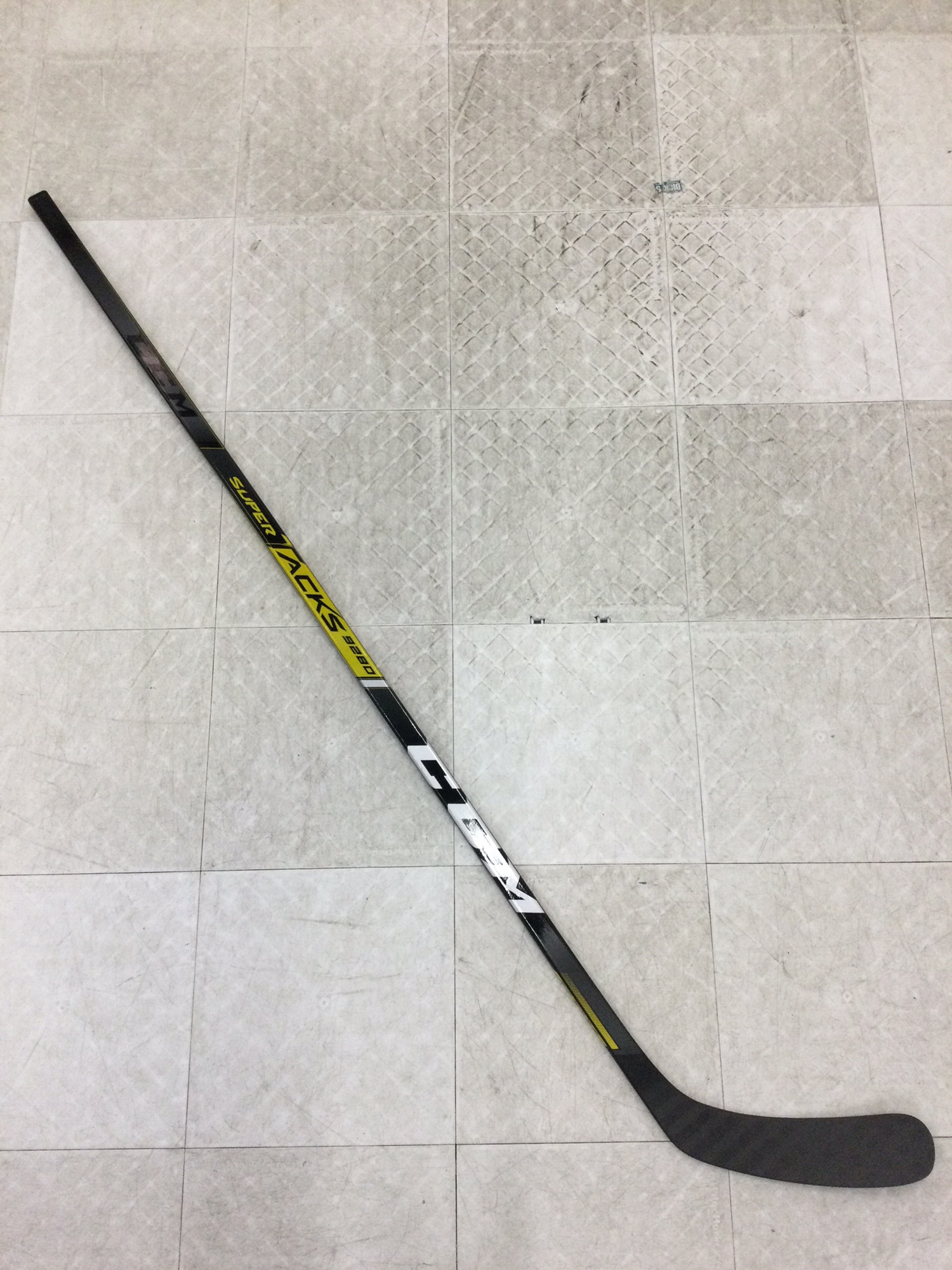 CCM Super Tacks 9280 Hockey Stick SidelineSwap