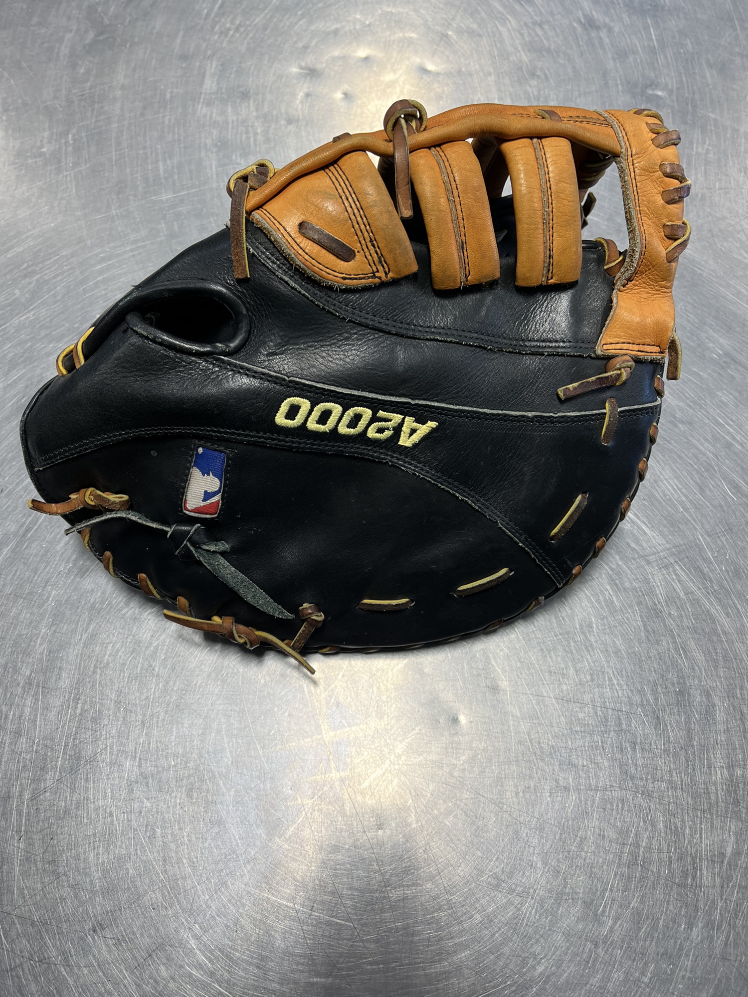 Wilson A2000 First Base Mitt SidelineSwap