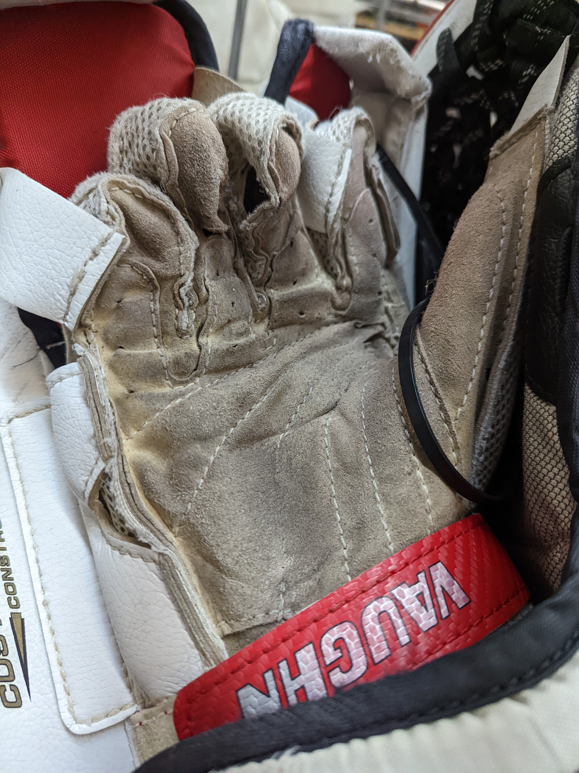 Used Vaughn Regular Velocity 7480 hockey goalie, trapper and blocker SidelineSwap