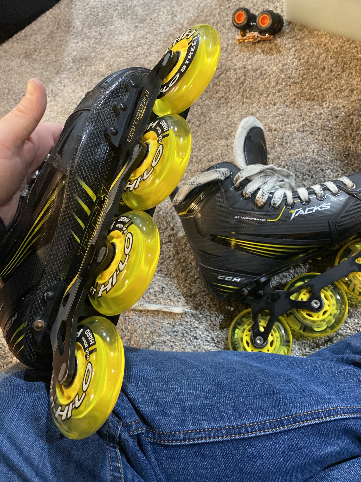 Ccm super tacks roller blades SidelineSwap