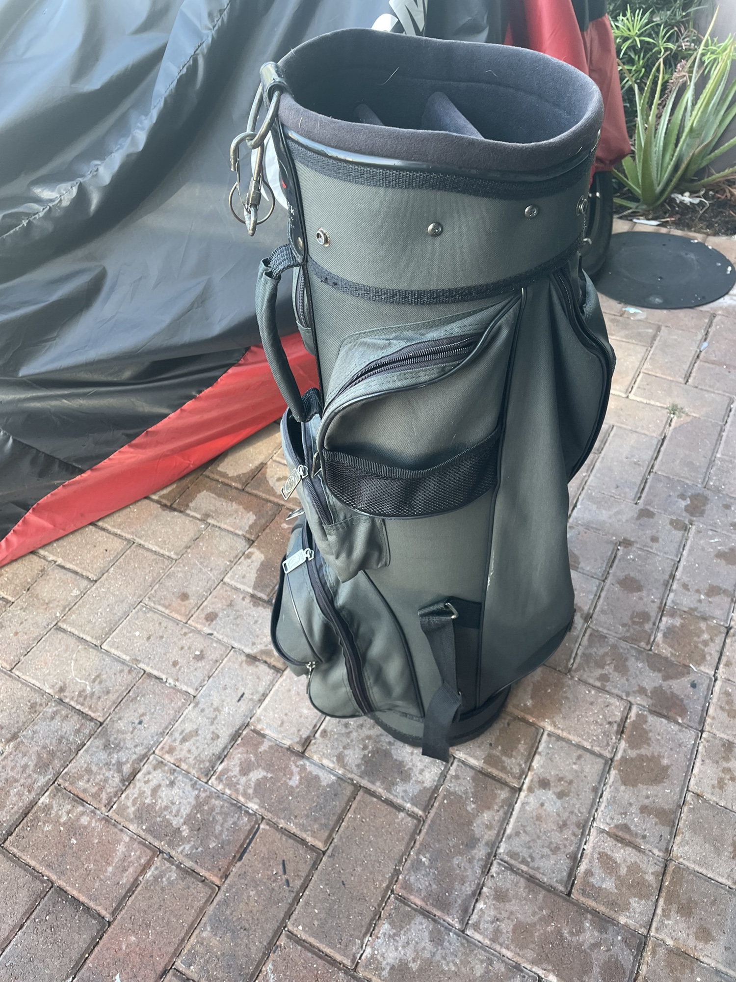 Golf cart bag by Hunter golf SidelineSwap