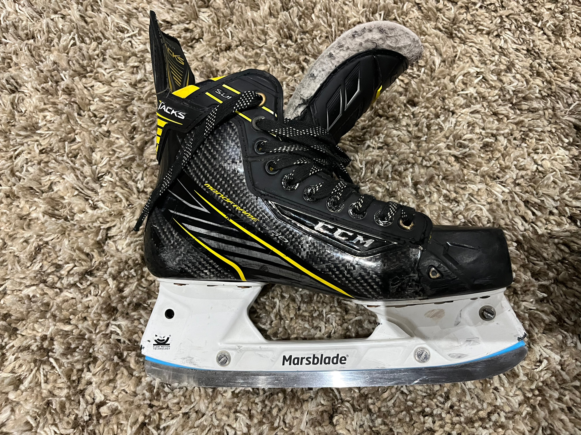 Used CCM Extra Wide Width Size 8 Super Tacks Hockey Skates SidelineSwap