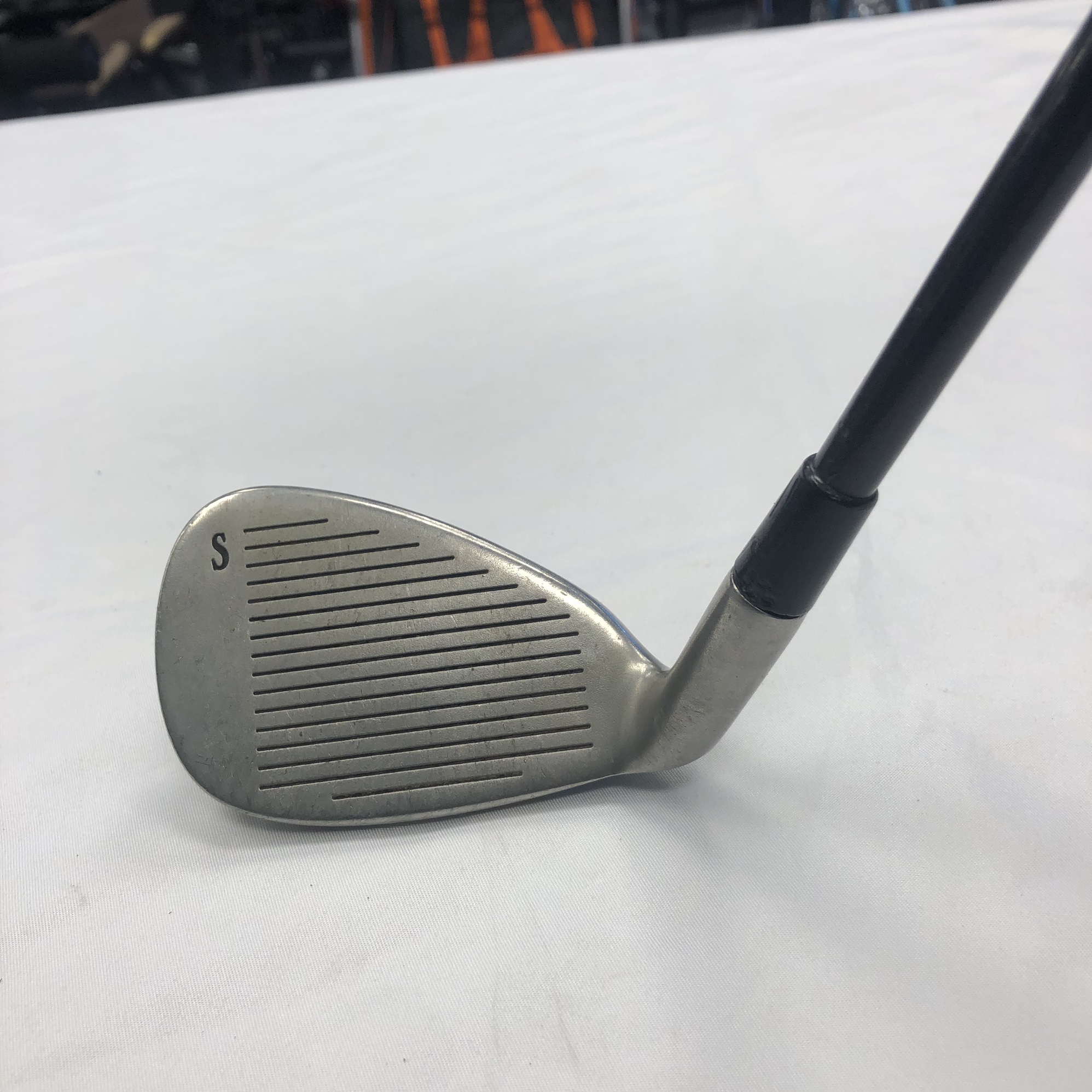 Acer XDS Right Handed Men's Graphite Shaft Sand Wedge Flex Wedge