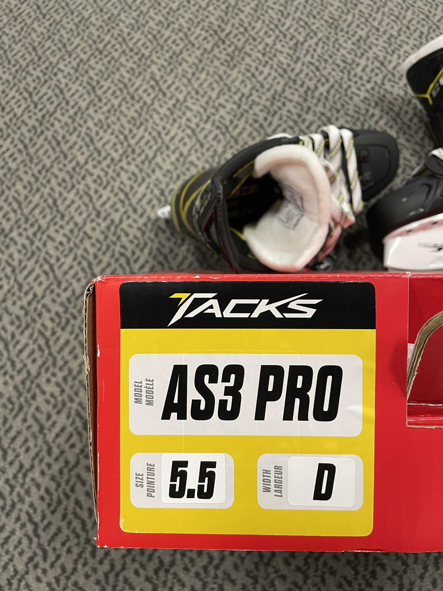 CCM Tacks AS3 PRO size 5.5 regular width SidelineSwap