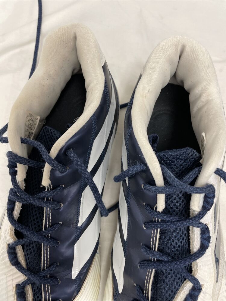 freak carbon low cleats