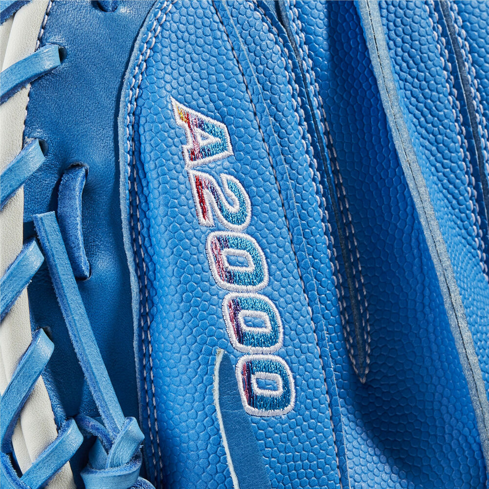 2023 Wilson A2000 Autism Speaks Edition Blue CM33 33" Catcher's Glove