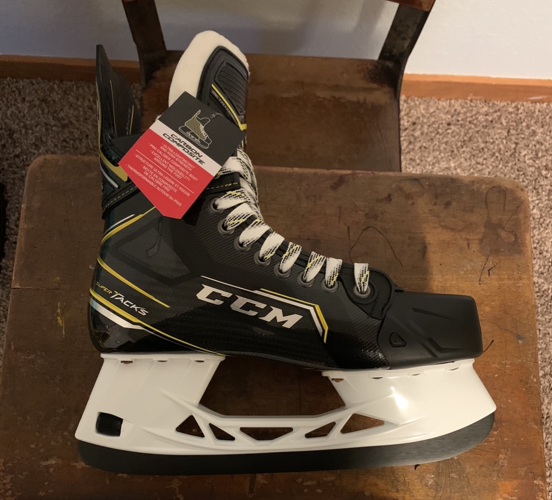 New CCM Extra Wide Width Size 8 Super Tacks AS3 Pro Hockey Skates