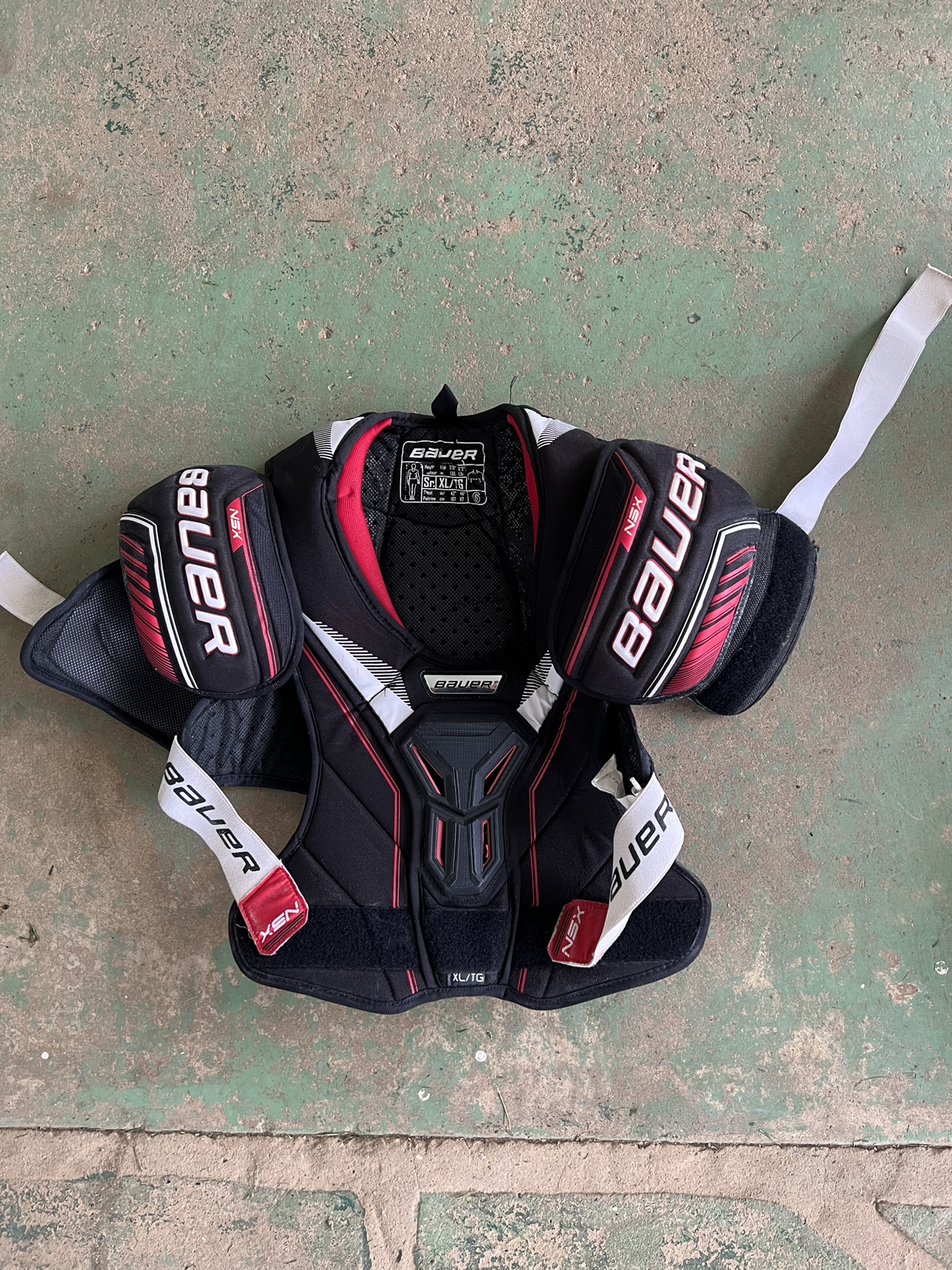 Senior Extra Large Bauer NSX Shoulder Pads SidelineSwap
