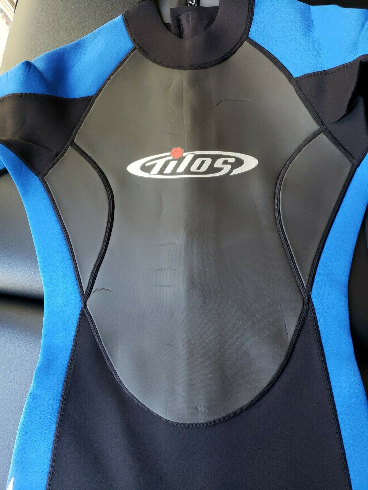 3/2mm Tilos Titanium Full Body Wetsuit Knee Pads SidelineSwap