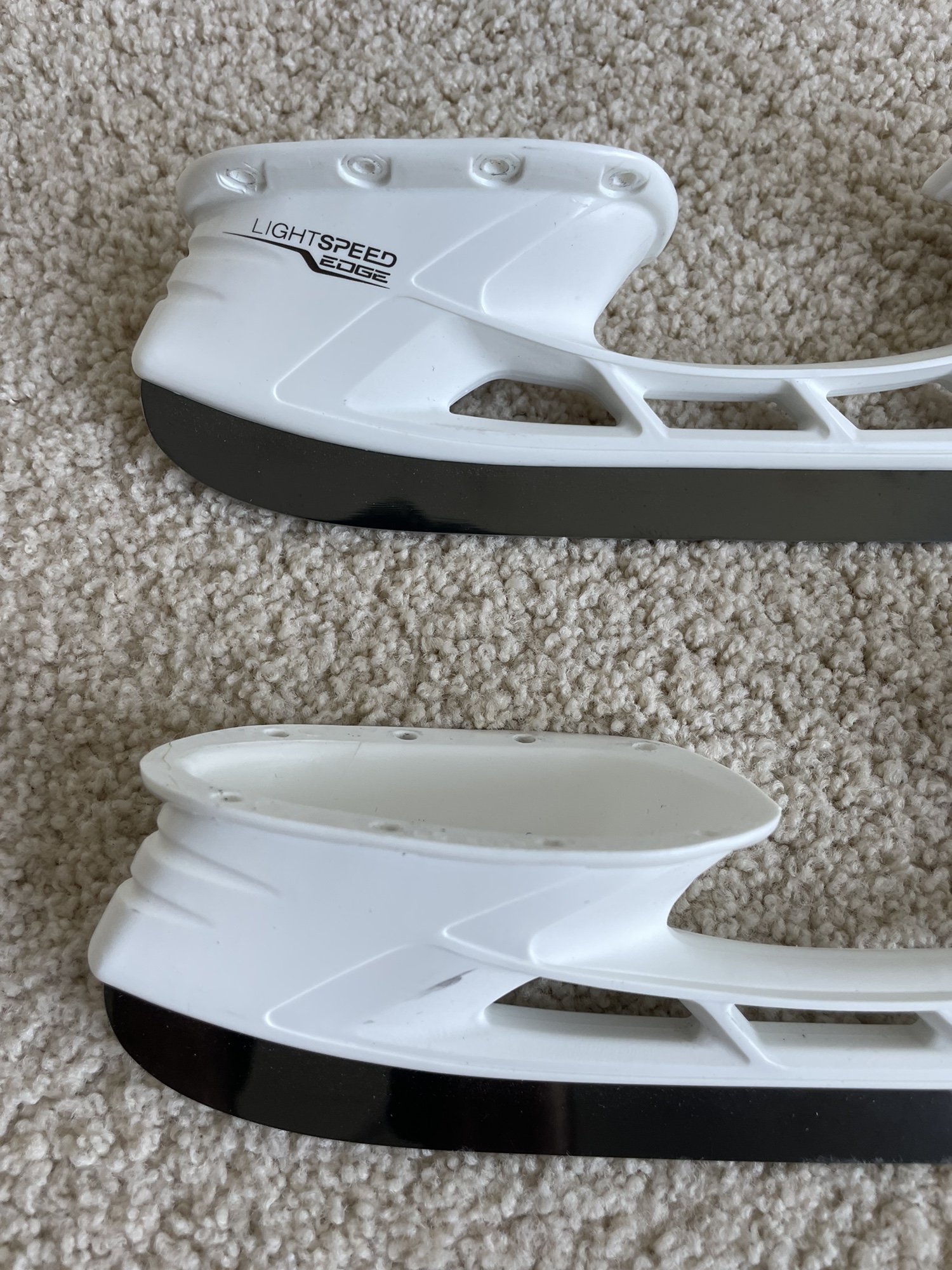 Like New #8 TUUK LightSpeed Edge Runners With Bauer LS PULSE Ti Steel ...